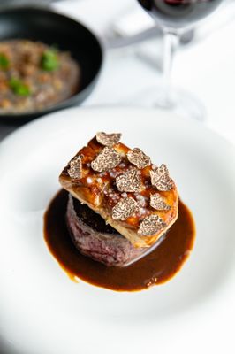 Bistro V by null