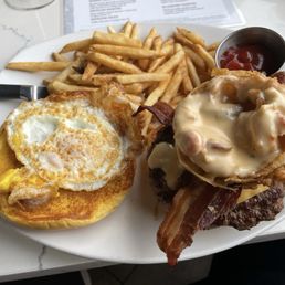 Mack Daddy's Hangover Burger* Mack Daddy's Hangover Burger*