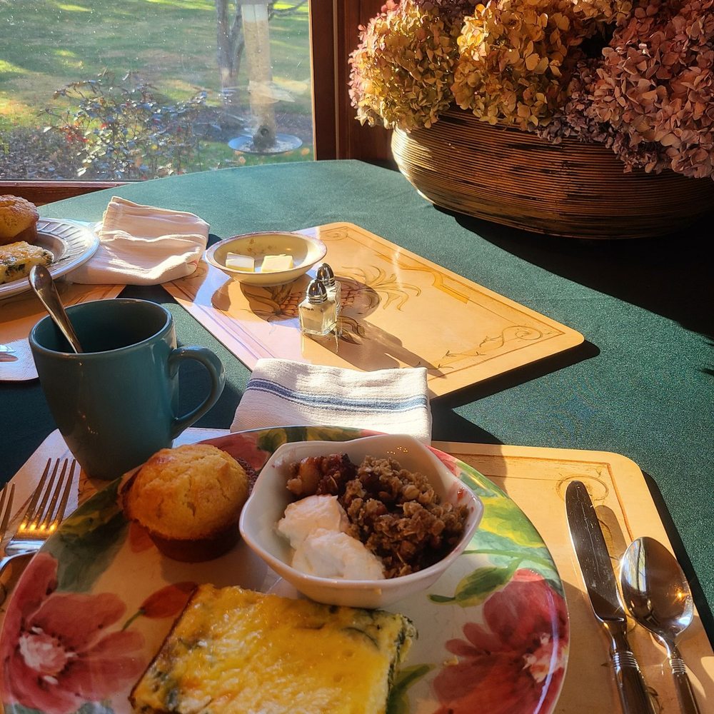 Journey Inn Bed & Breakfast - Bed & Breakfast Near Me - Hyde Park, New York Journey Inn Bed & Breakfast - Bed & Breakfast Near Me - Hyde Park, New York