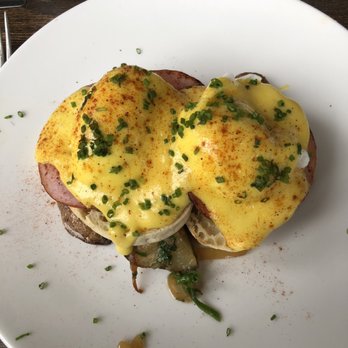 The Queensboro - Eggs Benedict - Gastropubs Near Me - Jackson Heights, New York The Queensboro - Eggs Benedict - Gastropubs Near Me - Jackson Heights, New York
