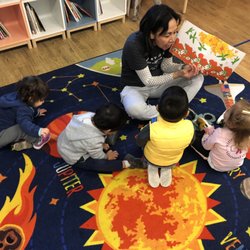 Whole Kid School - Story-time with T. Messie