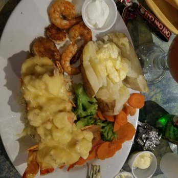 Villa Del Mar Restaurant - Seafood Near Me - El Paso, Texas