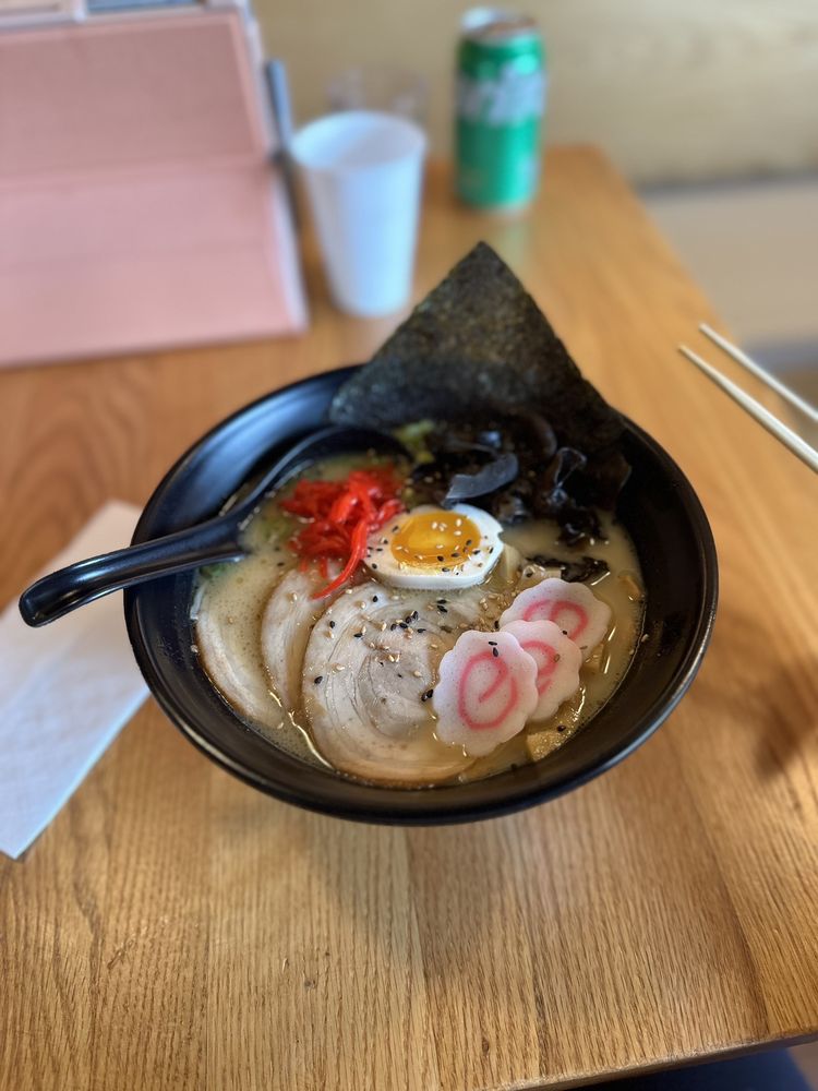 Food from Strings Ramen