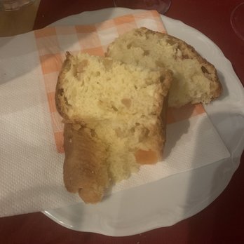 La Taverna di Roberto - Free Easter cake - Restaurants Near Me - Bologna, BO