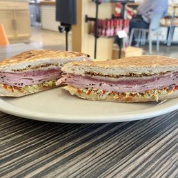 Big EZ muffuletta Big EZ muffuletta