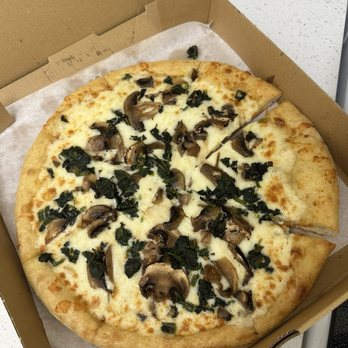 Pizza Machine - Alfredo Pizza - Pizza Near Me - Pembroke Pines, Florida Pizza Machine - Alfredo Pizza - Pizza Near Me - Pembroke Pines, Florida