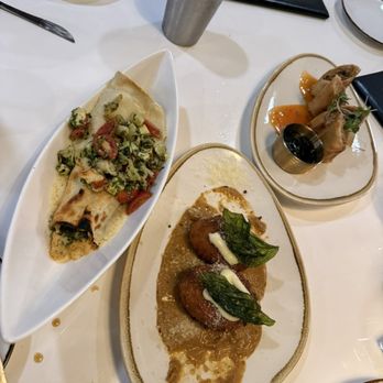 Aperitif Spritz and Bites - Seafood cannelloni, CRAWFISH AND MOZZARELLA ARANCINI, Duck spring rolls - Bars Near Me - Mandeville, Louisiana