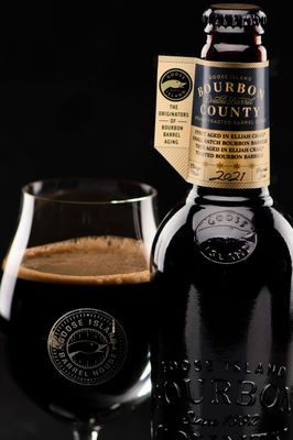 Anthony's Bar and Grill by null