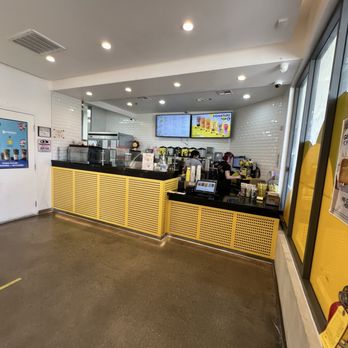 Sunright Tea Studio - Rancho Cucamonga - Inside the order and pickup counter - Bubble Tea Near Me - Rancho Cucamonga, California Sunright Tea Studio - Rancho Cucamonga - Inside the order and pickup counter - Bubble Tea Near Me - Rancho Cucamonga, California