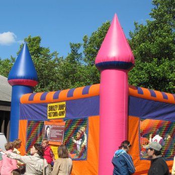 Smiley Jump - Festival support - Bounce House Rentals Near Me Smiley Jump - Festival support - Bounce House Rentals Near Me