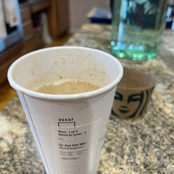 Starbucks - grande apple crisp oat milk macchiato - Coffee & Tea Near Me - Aurora, Colorado Starbucks - grande apple crisp oat milk macchiato - Coffee & Tea Near Me - Aurora, Colorado