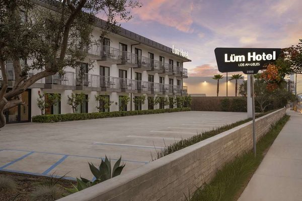 The Lum Hotel Los Angeles Stadium District by null