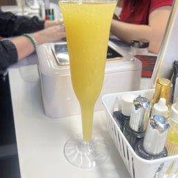 I had a mimosa while getting my nails done! I had a mimosa while getting my nails done!
