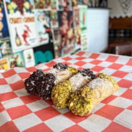 Cannoli Cannoli