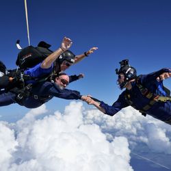 Skydive DeLand - Tandem Instructor Fraser with Videographer Paulie