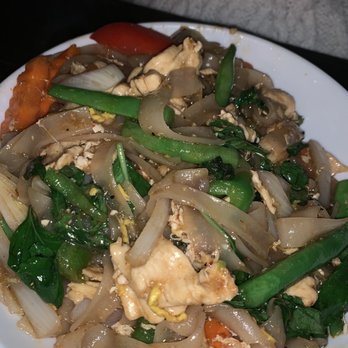 Rai Lay Thai - Drunken Noodles - Sushi Bars Near Me - Charlotte, North Carolina Rai Lay Thai - Drunken Noodles - Sushi Bars Near Me - Charlotte, North Carolina