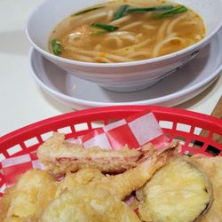 Tokyo Japanese Restaurant - Tempura udon