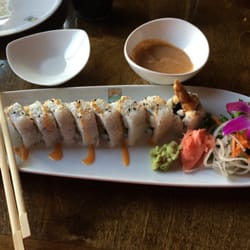 Sushi Thai Too - Caliente roll