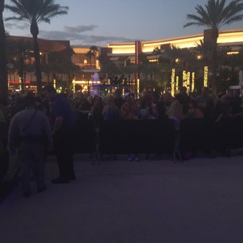 Sandbar - Peasants with cheap tickets - Bars Near Me - Las Vegas, Nevada