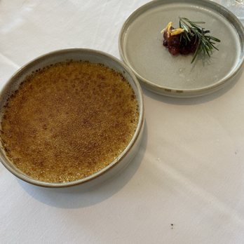 Tchefuncte’s - Eggnog creme brûlée with cranberry chutney - Cocktail Bars Near Me - Madisonville, Louisiana