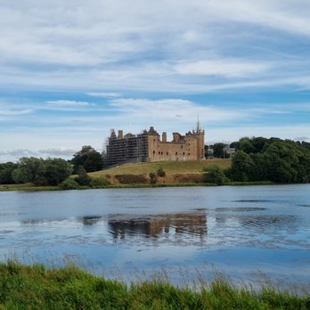 Linlithgow Palace - Landmarks & Historical Buildings Near Me - Linlithgow, WLN
