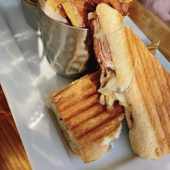 Oak Bistro - French Dip Panini - New American Near Me - Cambridge, Massachusetts Oak Bistro - French Dip Panini - New American Near Me - Cambridge, Massachusetts