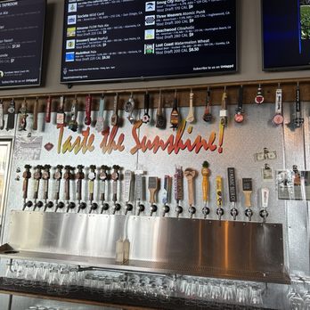 La Quinta Brewing Co - Breweries Near Me - Palm Desert, California La Quinta Brewing Co - Breweries Near Me - Palm Desert, California