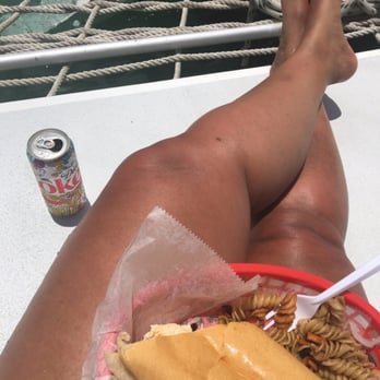 Traveler Catamaran - LUNCH!!! - Snorkeling Near Me Traveler Catamaran - LUNCH!!! - Snorkeling Near Me