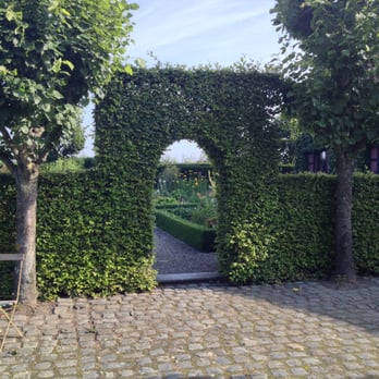 B&B De Potyze - The lawn entrance. - Bed & Breakfast Near Me - Ypres, VWV
