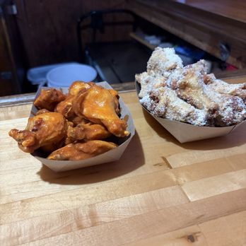 Sports Nut - Chicken Wings - Sports Bars Near Me - La Crosse, Wisconsin Sports Nut - Chicken Wings - Sports Bars Near Me - La Crosse, Wisconsin
