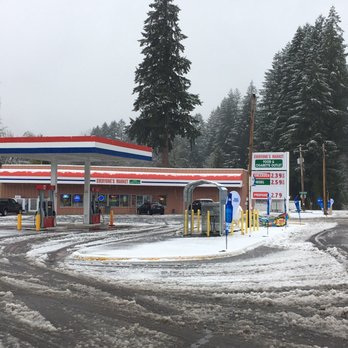 Vida Community Market - a gas station on a snowy day - Grocery Near Me - Vida, Oregon Vida Community Market - a gas station on a snowy day - Grocery Near Me - Vida, Oregon