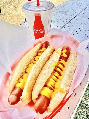 Matt's Famous Chili Dogs by null