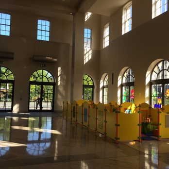 Marshes Shopping Centre - Kids playscape at the Marshes - Shopping Centers Near Me - Dundalk, CW