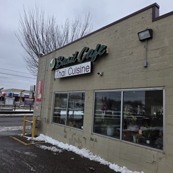 Basil Cafe Thai Cuisine - Thai Near Me - St Paul, Minnesota Basil Cafe Thai Cuisine - Thai Near Me - St Paul, Minnesota
