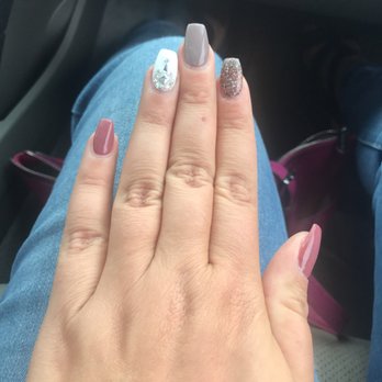Springfield Nails Salon - Love - Nail Salons Near Me - Springfield, Pennsylvania