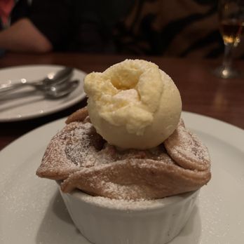 21 Steps Kitchen & Bar - Peach cobbler - Steakhouses Near Me - Whistler, British Columbia 21 Steps Kitchen & Bar - Peach cobbler - Steakhouses Near Me - Whistler, British Columbia