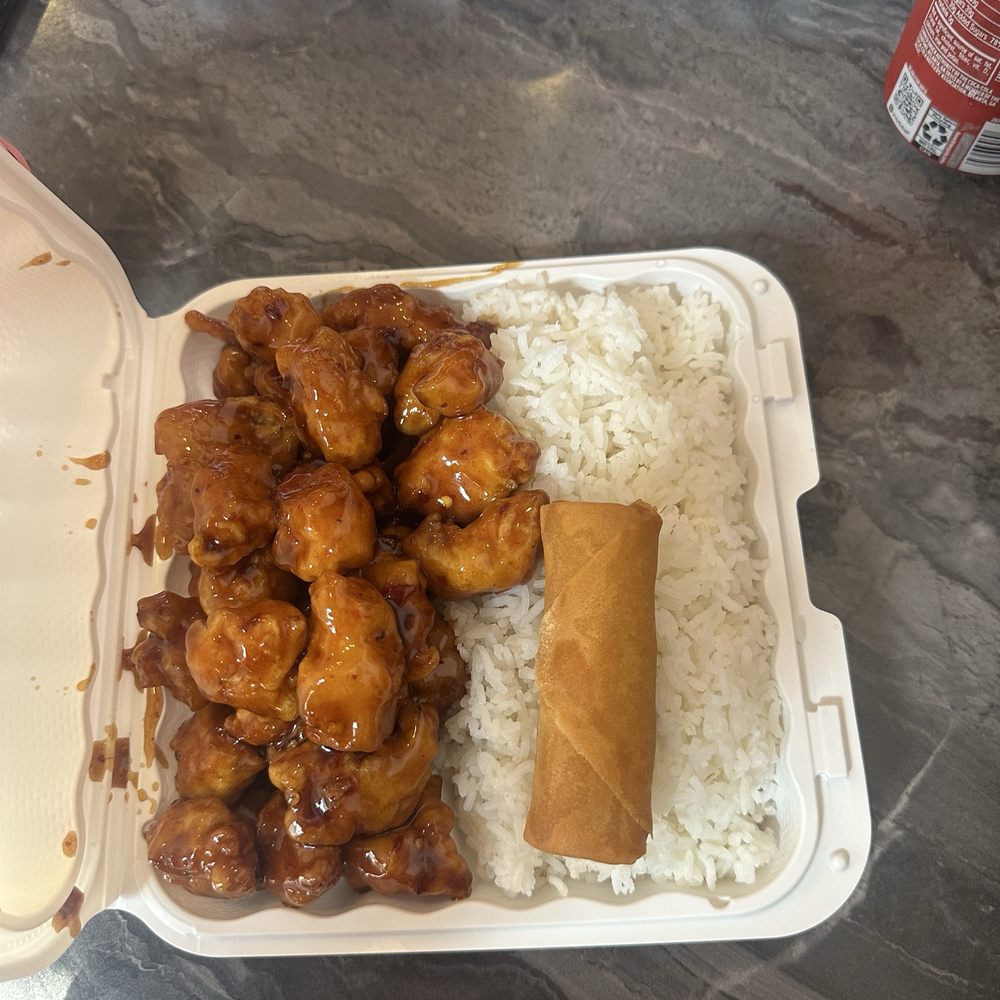 iWok Chinese Kitchen - Chinese Near Me - Chula Vista, California iWok Chinese Kitchen - Chinese Near Me - Chula Vista, California