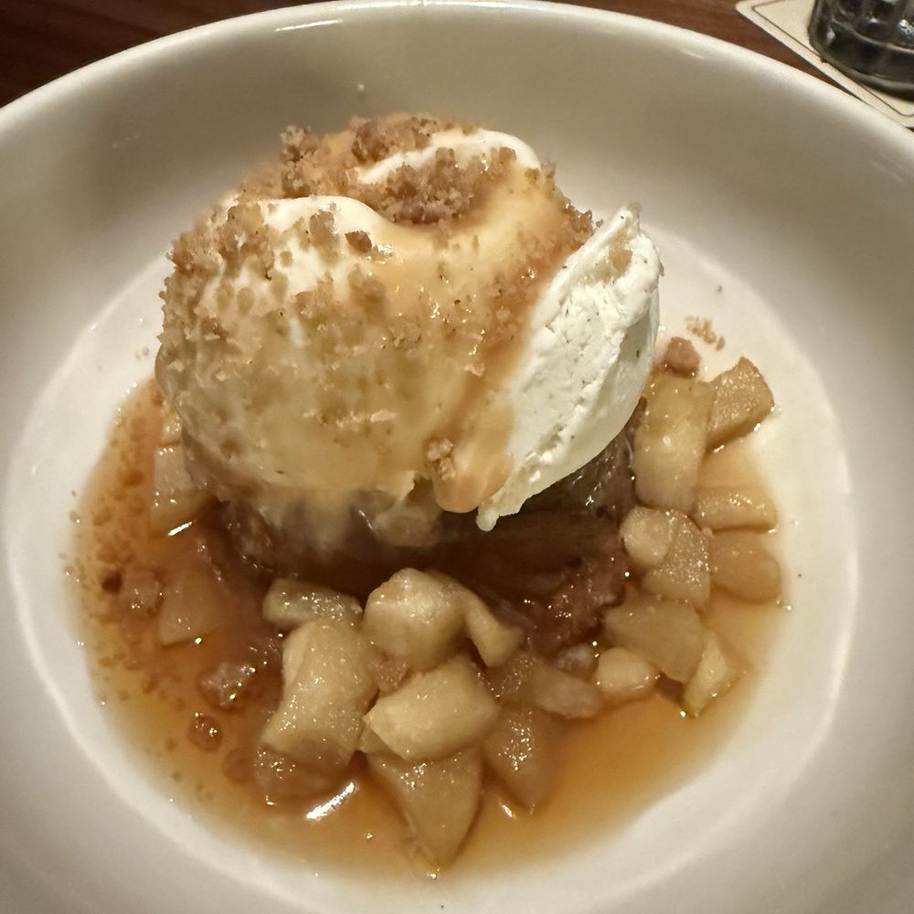 Seager & Sons - Apple pie cinnamon roll croissant with ice cream - Pizza Near Me - Plano, Texas Seager & Sons - Apple pie cinnamon roll croissant with ice cream - Pizza Near Me - Plano, Texas