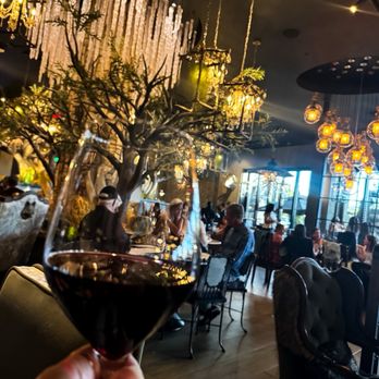 Wolf by Vanderpump at Caesars Republic Lake Tahoe - American Near Me - Stateline, Nevada