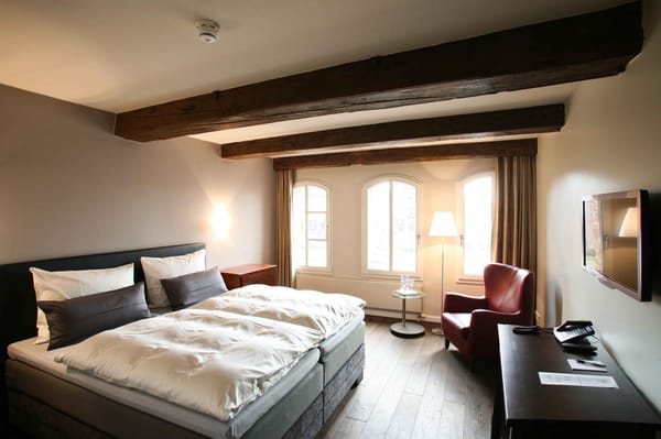 Hotel Anno 1216 by null