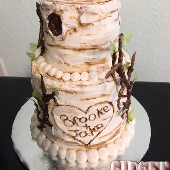 Gidget & Grace - a three tiered wedding cake - Cupcakes Near Me Gidget & Grace - a three tiered wedding cake - Cupcakes Near Me