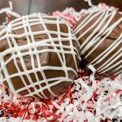 Taste of Heaven Chocolates - Hot cocoa bombs!