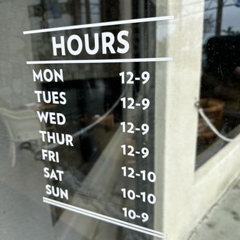 Modern Times Far West Lounge - Beer Bar Near Me - Encinitas, California