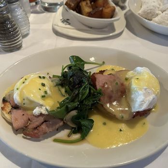 Haven Restaurant and Bar - City ham Benedict with spinach - Southern Near Me - Atlanta, Georgia