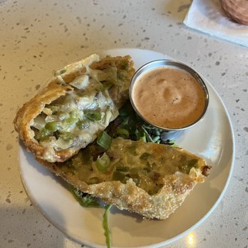SOB Downtown - Philly Cheesesteak Egg Rolls - Gastropubs Near Me - Memphis, Tennessee SOB Downtown - Philly Cheesesteak Egg Rolls - Gastropubs Near Me - Memphis, Tennessee