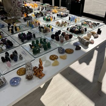 Main Street Rocks - Gemstones & Minerals Near Me - Tampa Bay, Florida