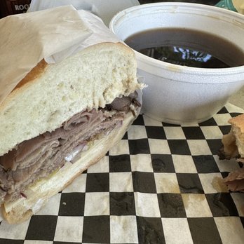 Roadees Cafe - French dip - Sandwiches Near Me - Brentwood, California Roadees Cafe - French dip - Sandwiches Near Me - Brentwood, California