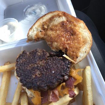Paradise Burger And Kitchen - Jaguar Burger - Burgers Near Me - Windsor, California Paradise Burger And Kitchen - Jaguar Burger - Burgers Near Me - Windsor, California