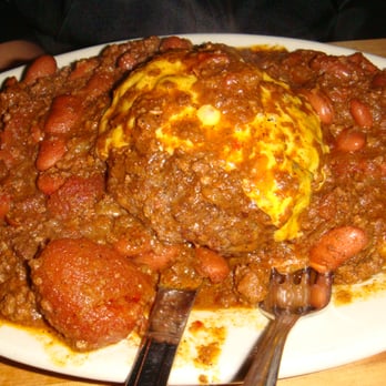 Corner Bistro - Chilli/poo burger - American Near Me - New York, New York