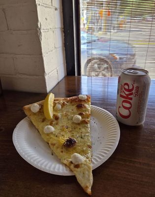 Mac’s Pizza by null